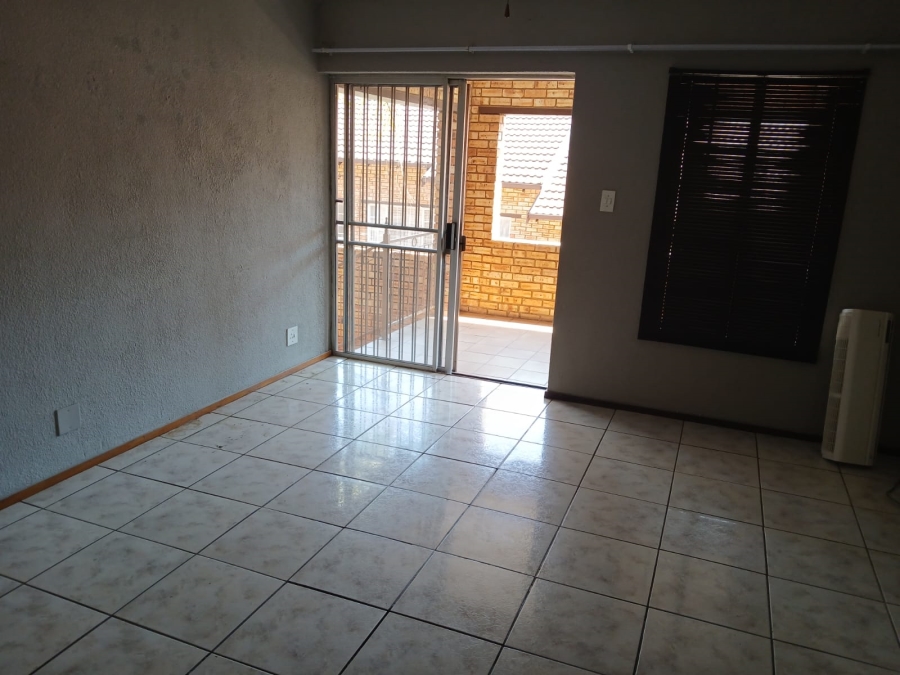 3 Bedroom Property for Sale in Safari Gardens North West
